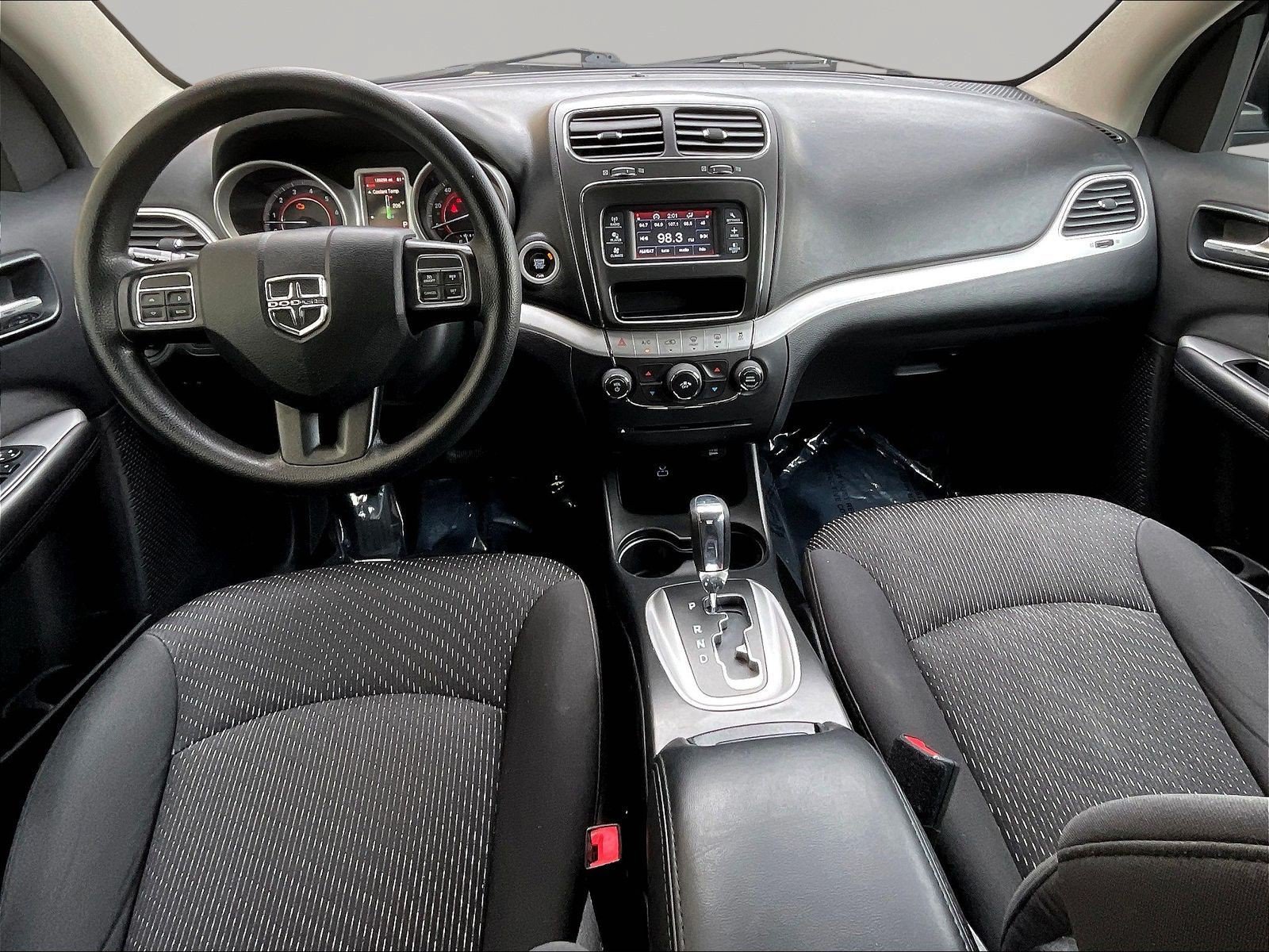 Used 2017 Dodge Journey SXT w/ Comfort/Convenience Group FWD image 7