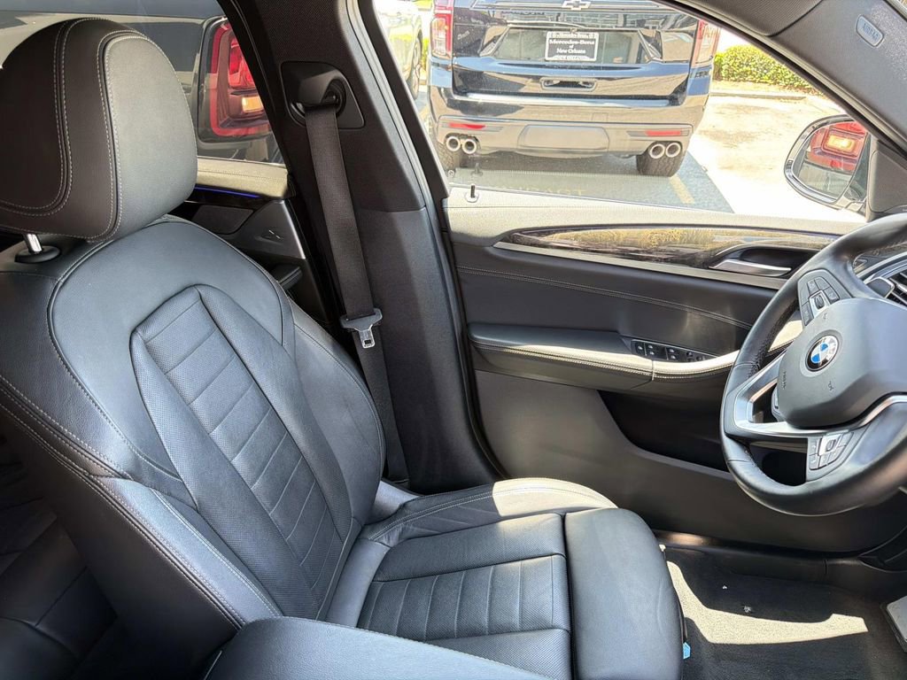 Used 2019 BMW X4 M40i w/ Executive Package AWD/4WD image 11