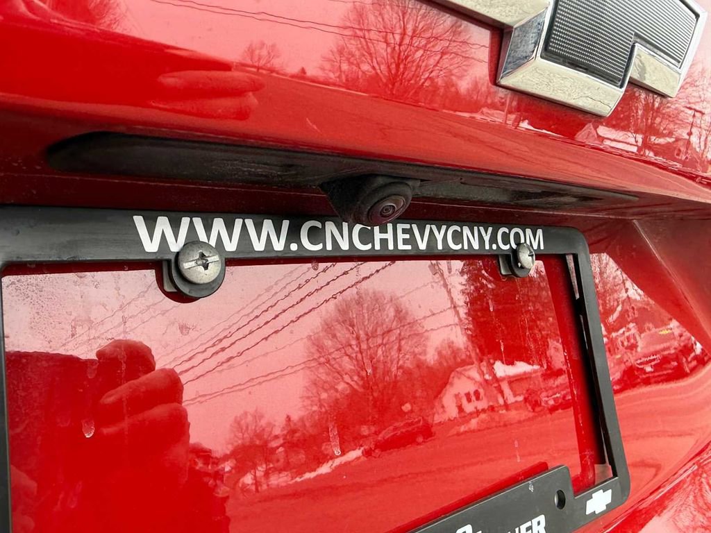New 2026 Chevrolet Trax RS w/ Sunroof Package image 22