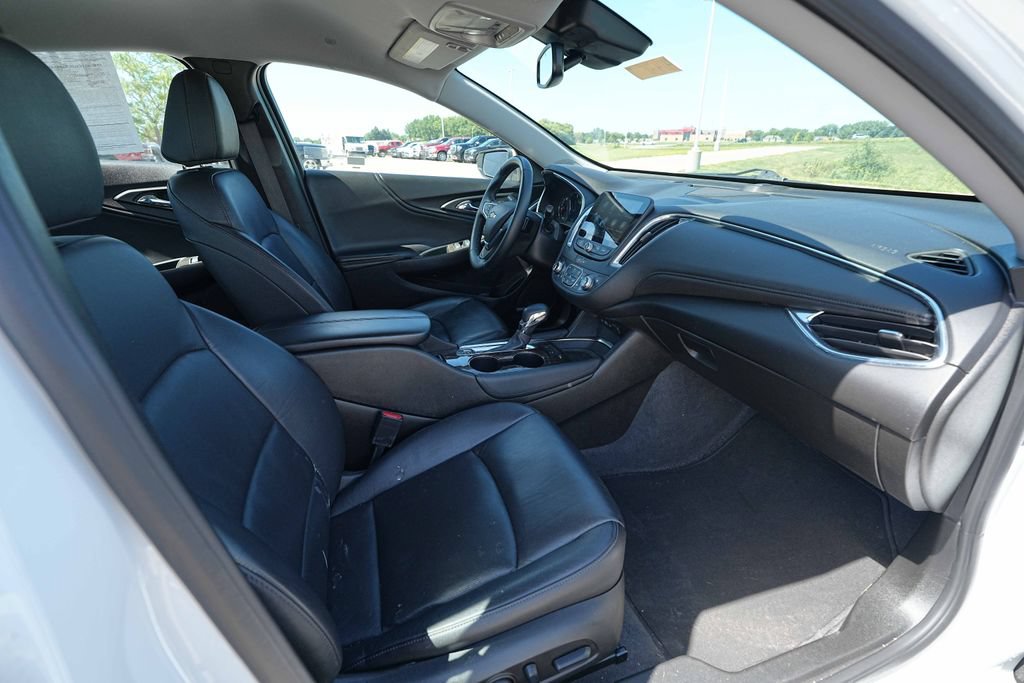 Used 2024 Chevrolet Malibu LT FWD image 23