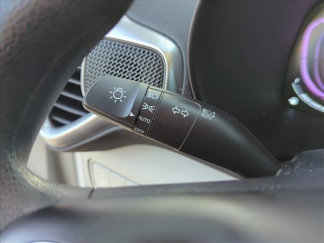 Used 2025 Kia Soul LX FWD image 20
