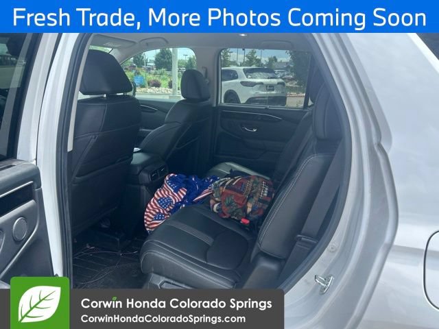 Used 2025 Honda Pilot EX-L image 9