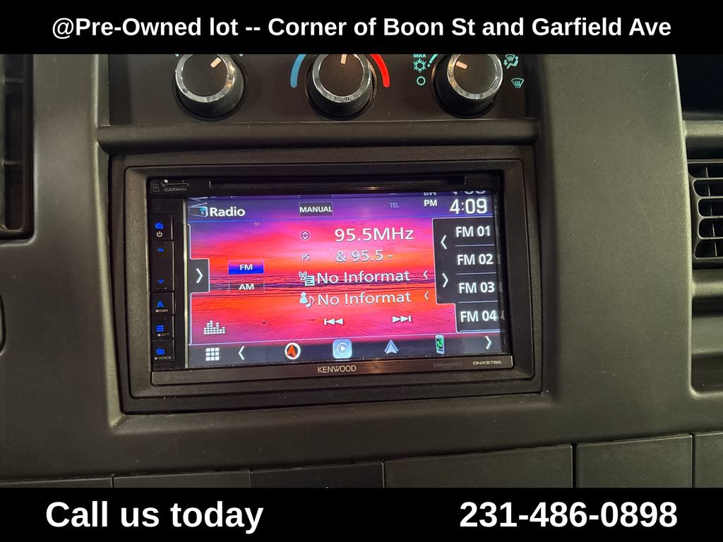 Used 2013 Chevrolet Express 2500 RWD image 23
