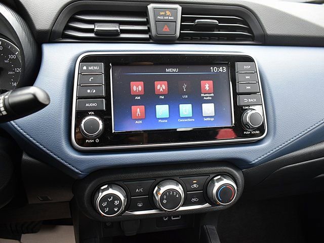 New 2025 Nissan Versa SV w/ Trunk Package FWD image 11