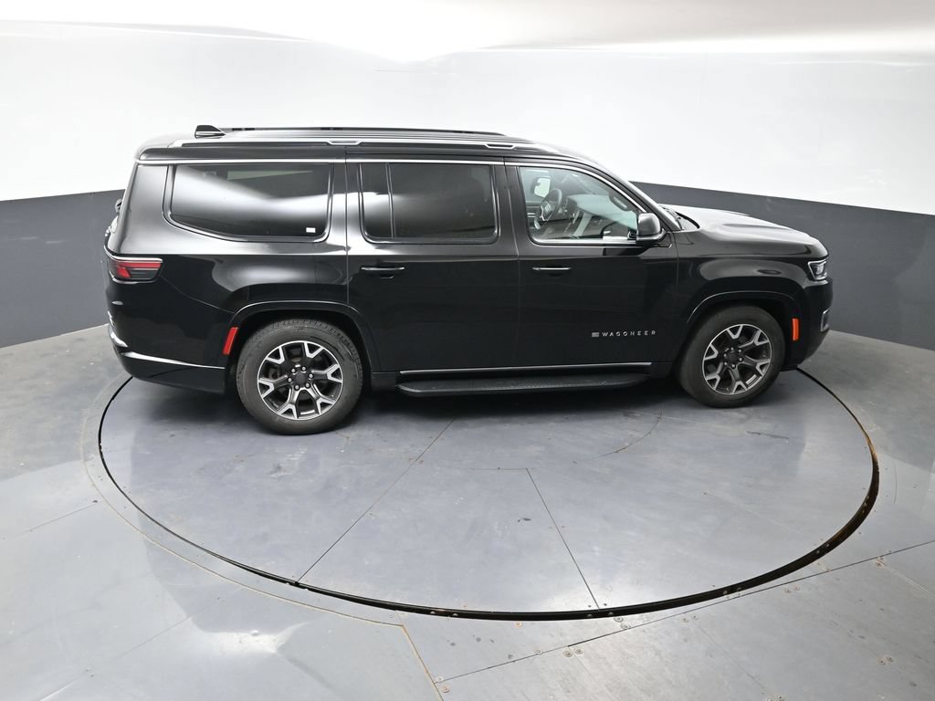 Used 2024 Jeep Wagoneer Series III AWD/4WD image 45
