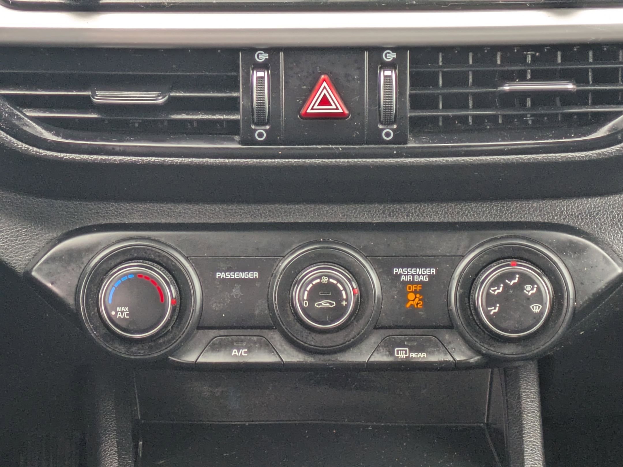 Used 2020 Kia Forte LXS image 30