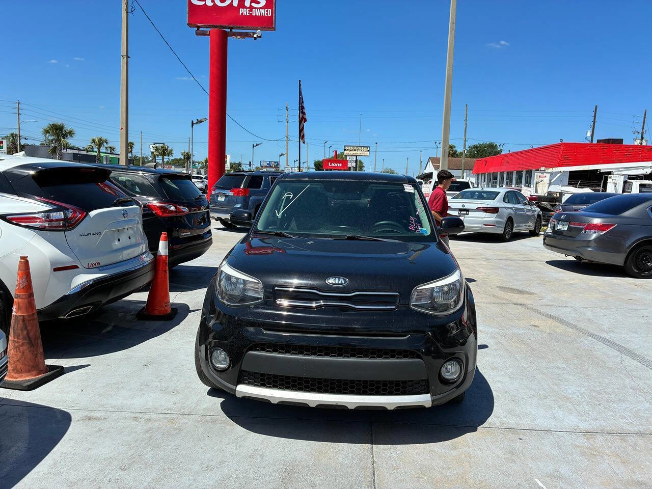 Used 2018 Kia Soul + FWD image 1