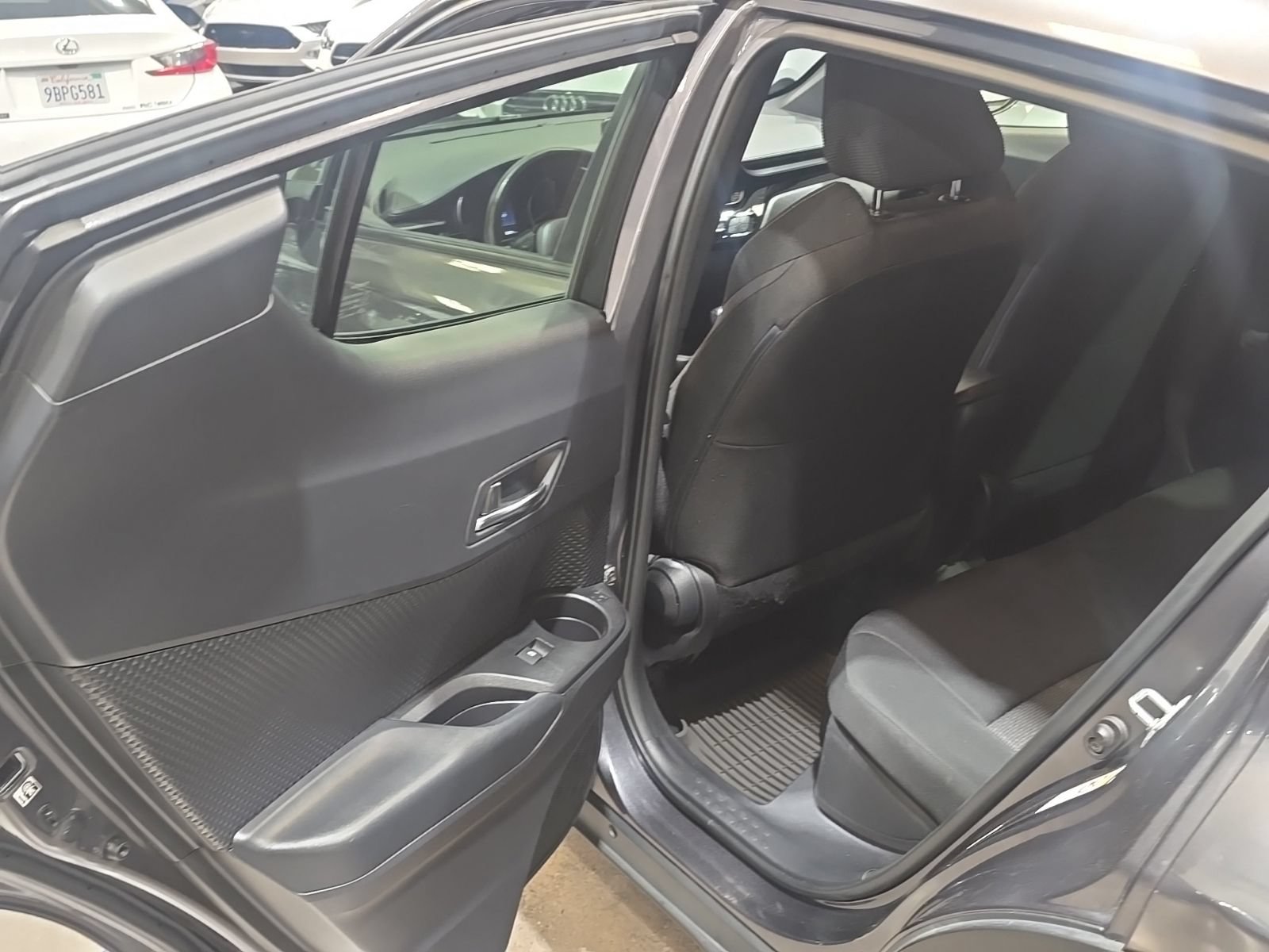Used 2019 Toyota C-HR LE FWD image 13