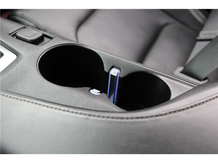 Used 2018 Chevrolet Camaro SS image 35