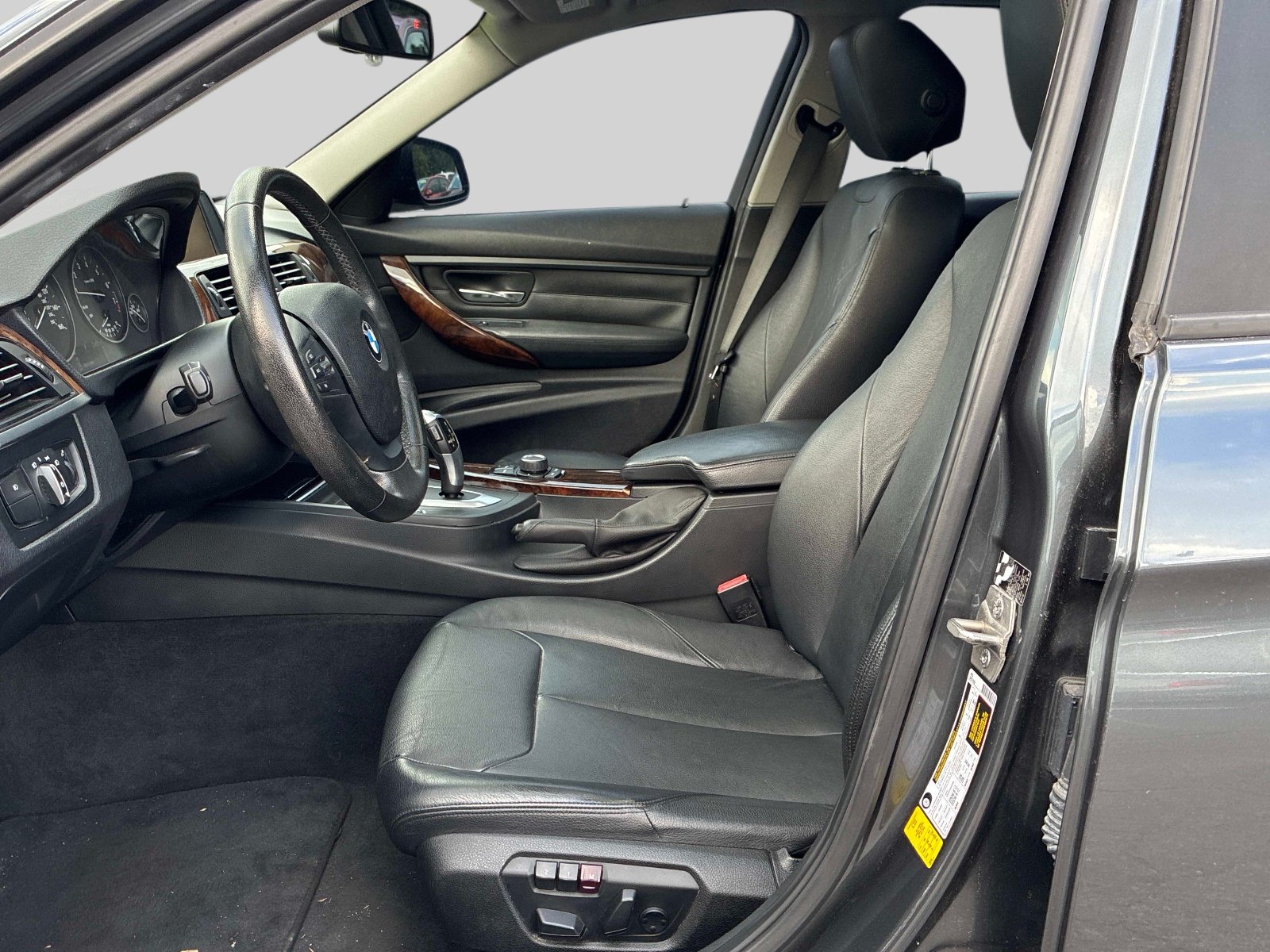 Used 2013 BMW 328i Sedan RWD image 21