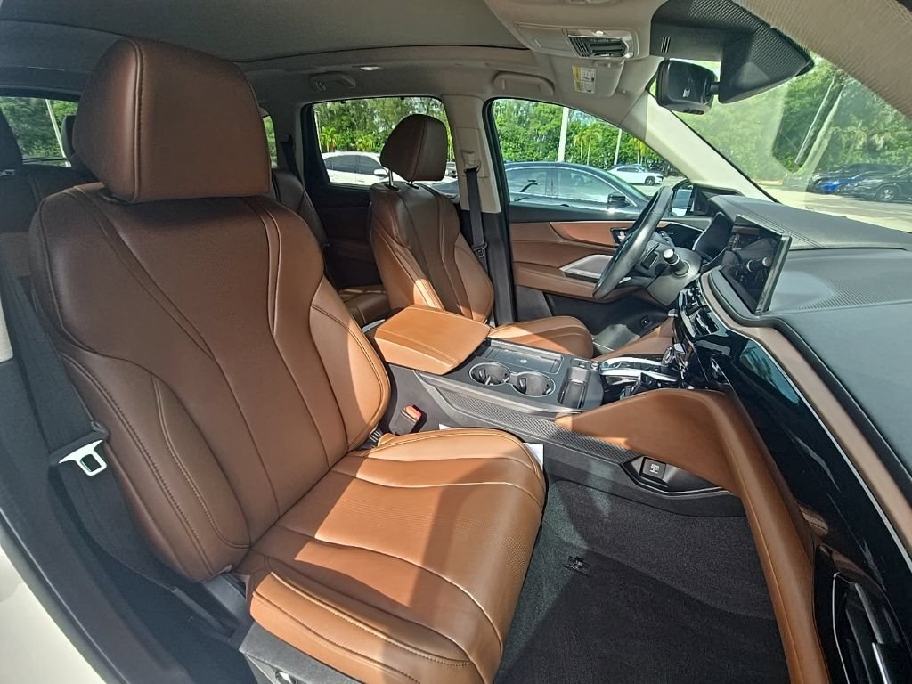 Used 2025 Acura MDX w/ Technology Package FWD image 40