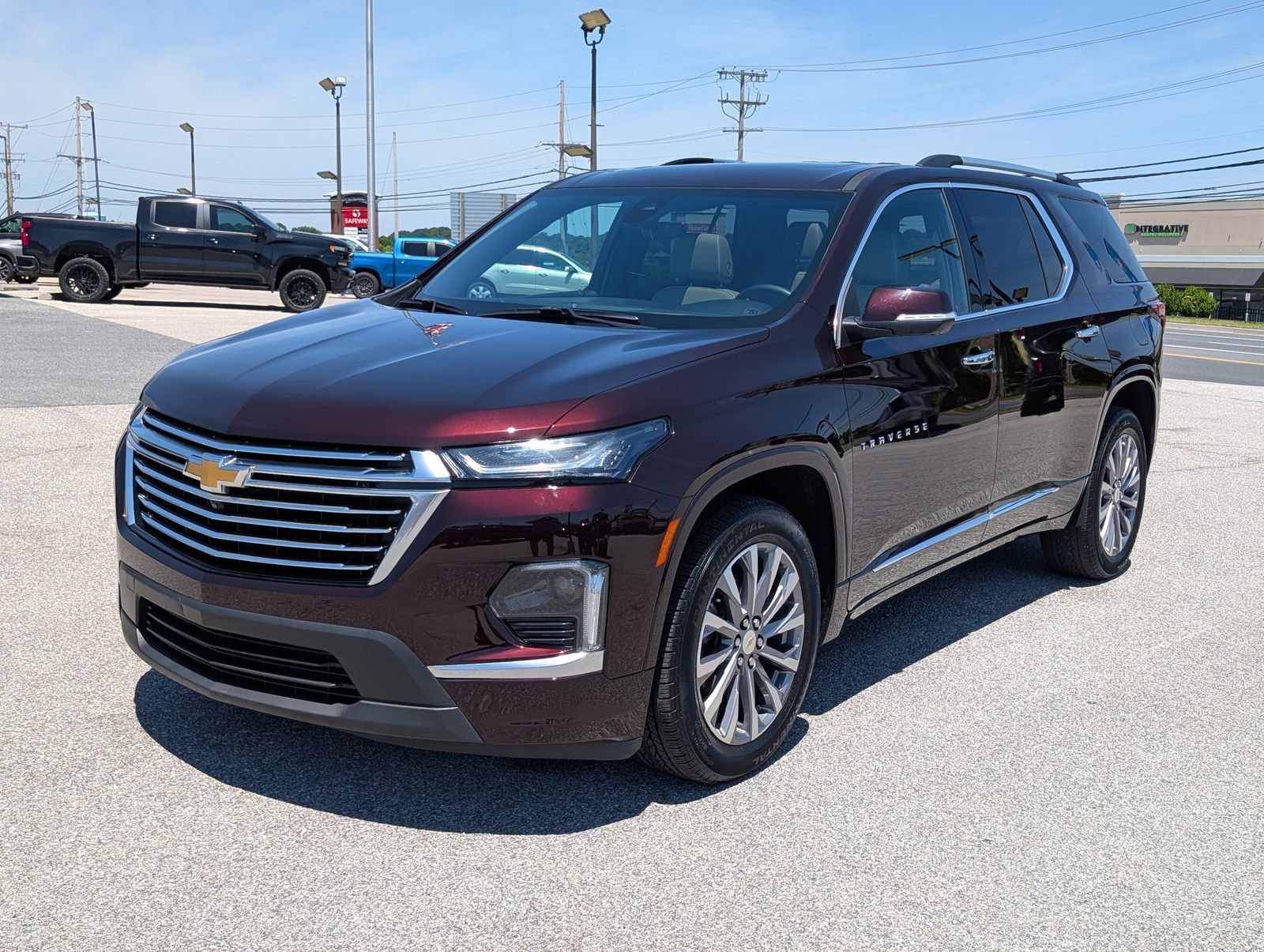 Used 2023 Chevrolet Traverse Premier AWD/4WD image 7