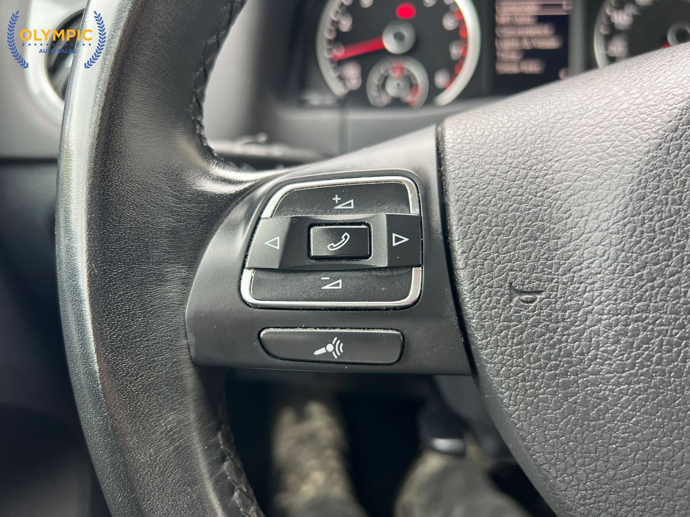 Used 2017 Volkswagen Tiguan S FWD image 24