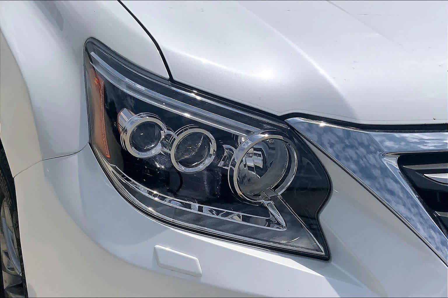 Used 2019 Lexus GX 460 Luxury AWD/4WD image 27
