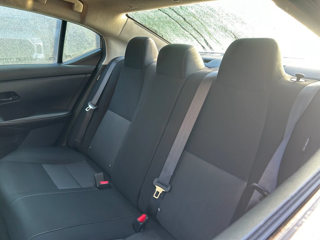 Used 2025 Nissan Sentra SV FWD image 25