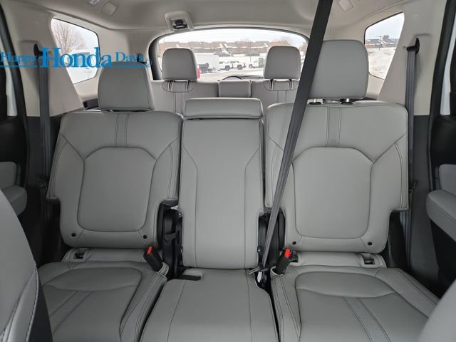 New 2025 Honda Pilot EX-L image 32