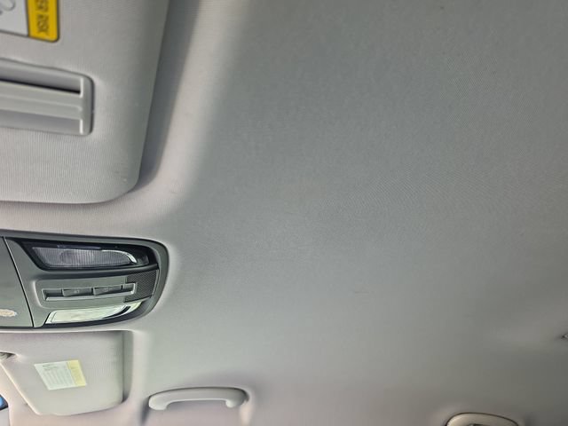 Used 2017 Kia Sorento FWD image 26