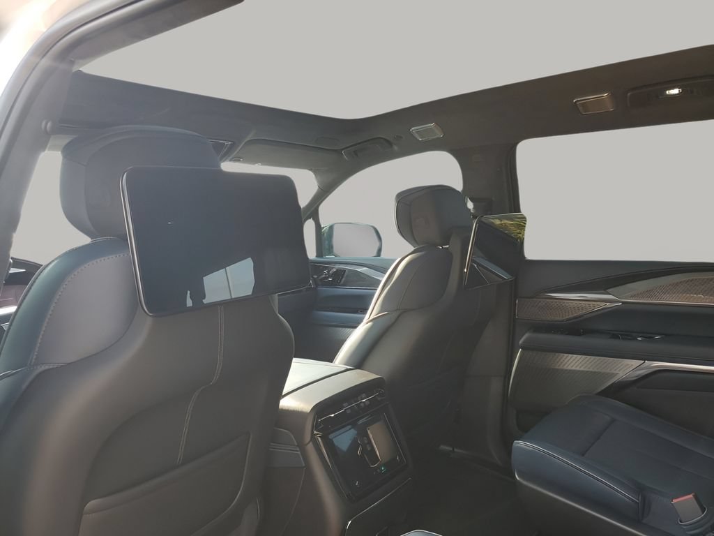 New 2026 Cadillac Escalade IQL Sport 2 AWD/4WD image 23