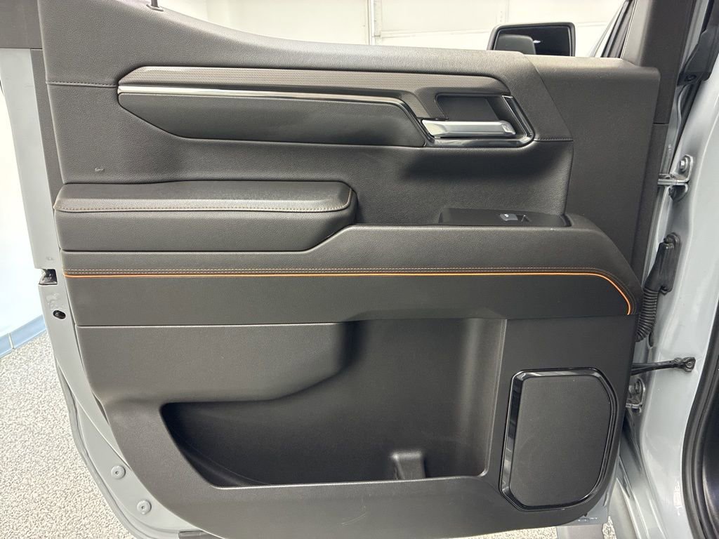 Used 2024 GMC Sierra 1500 AT4 w/ Technology Package image 35