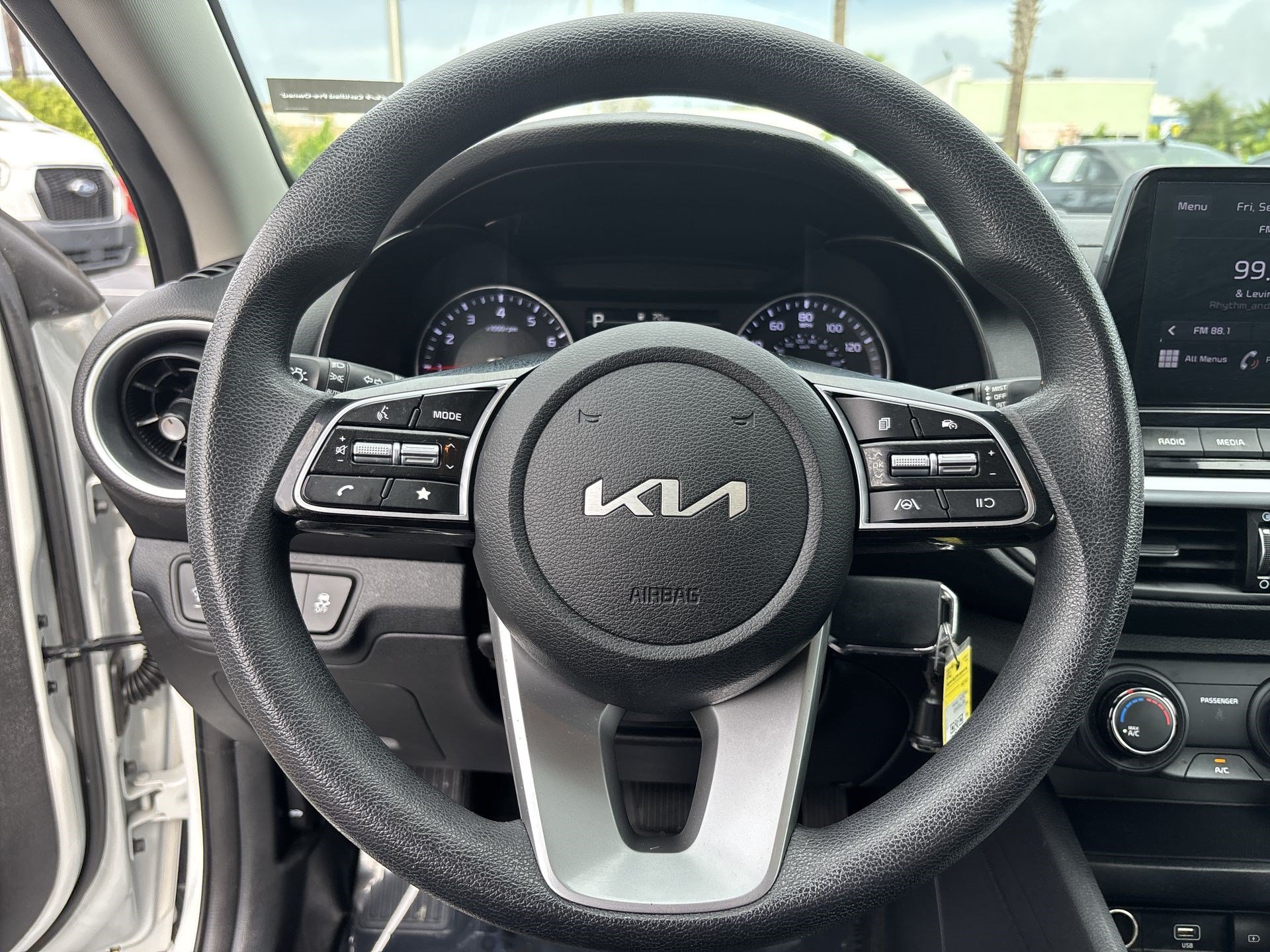 Certified 2024 Kia Forte LXS FWD image 11