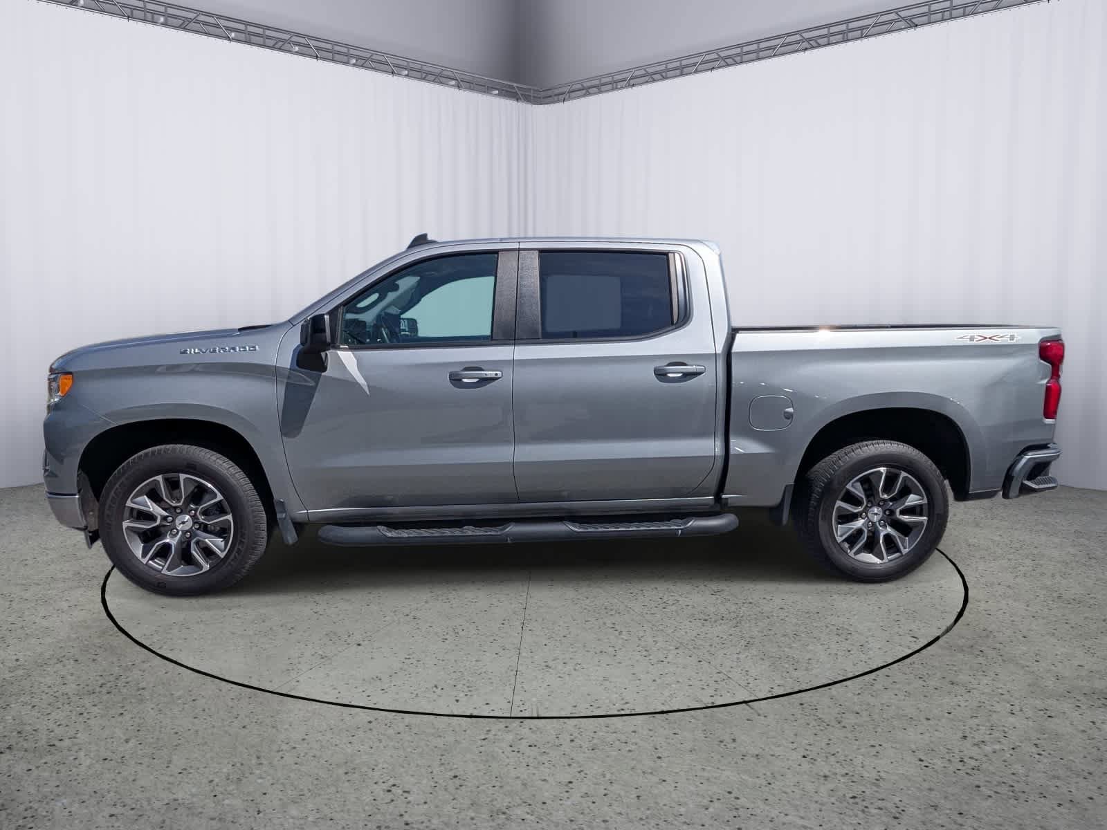 Used 2023 Chevrolet Silverado 1500 RST w/ Protection Package AWD/4WD image 5