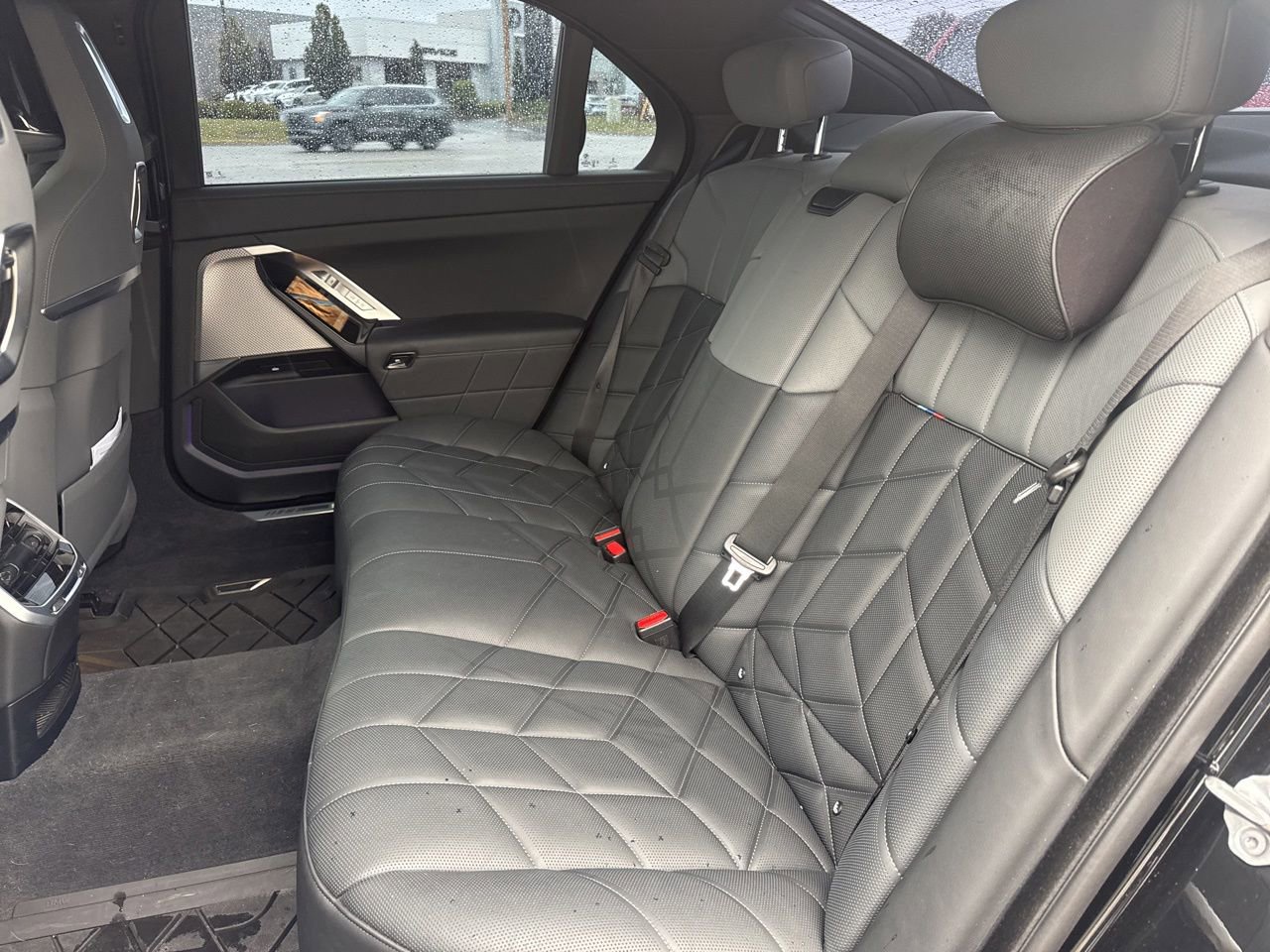 Used 2023 BMW 740i RWD image 14