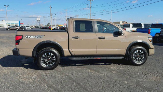 Used 2024 Nissan Titan PRO-4X w/ Pro-4x Utility Package image 9