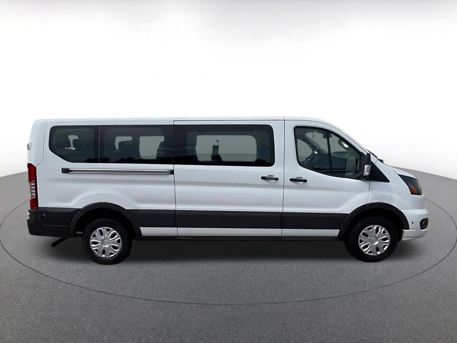 Used 2024 Ford Transit 350 XLT RWD image 16