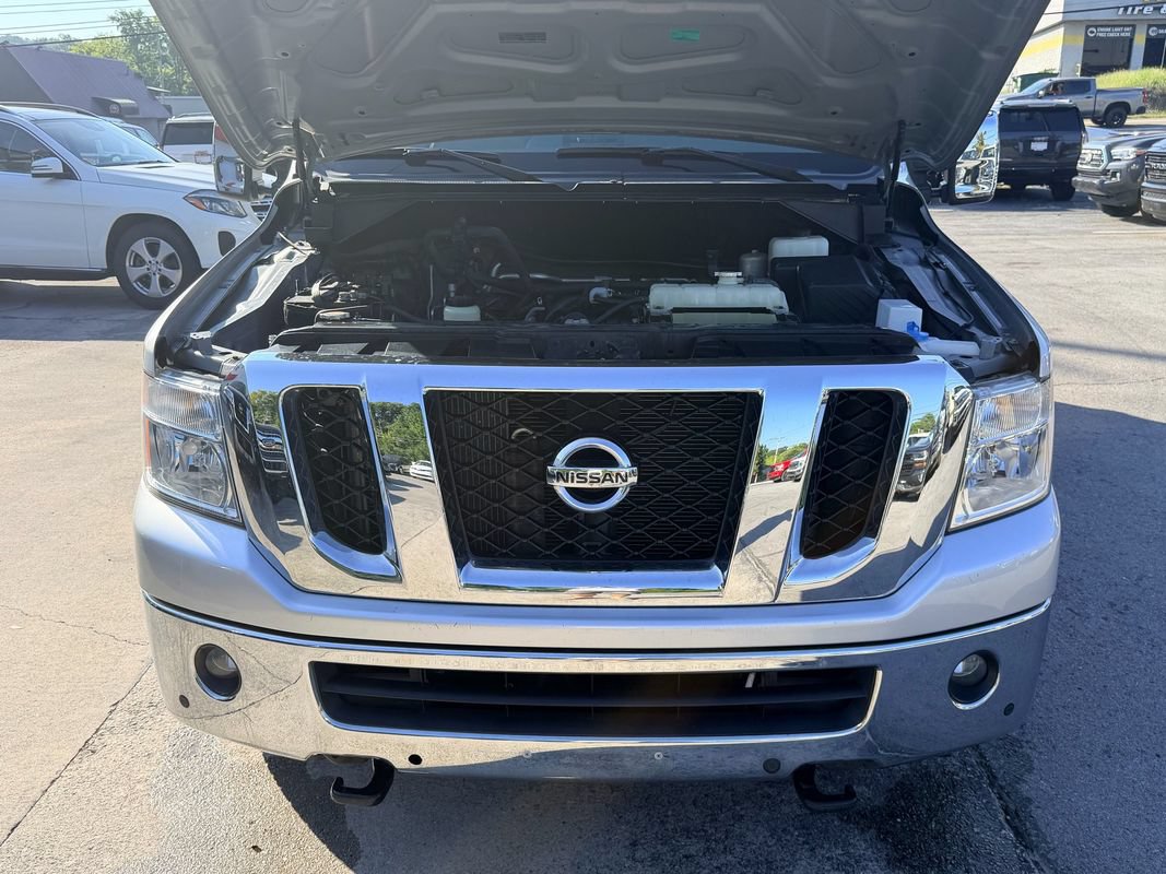 Used 2018 Nissan NV 3500 SL RWD image 11