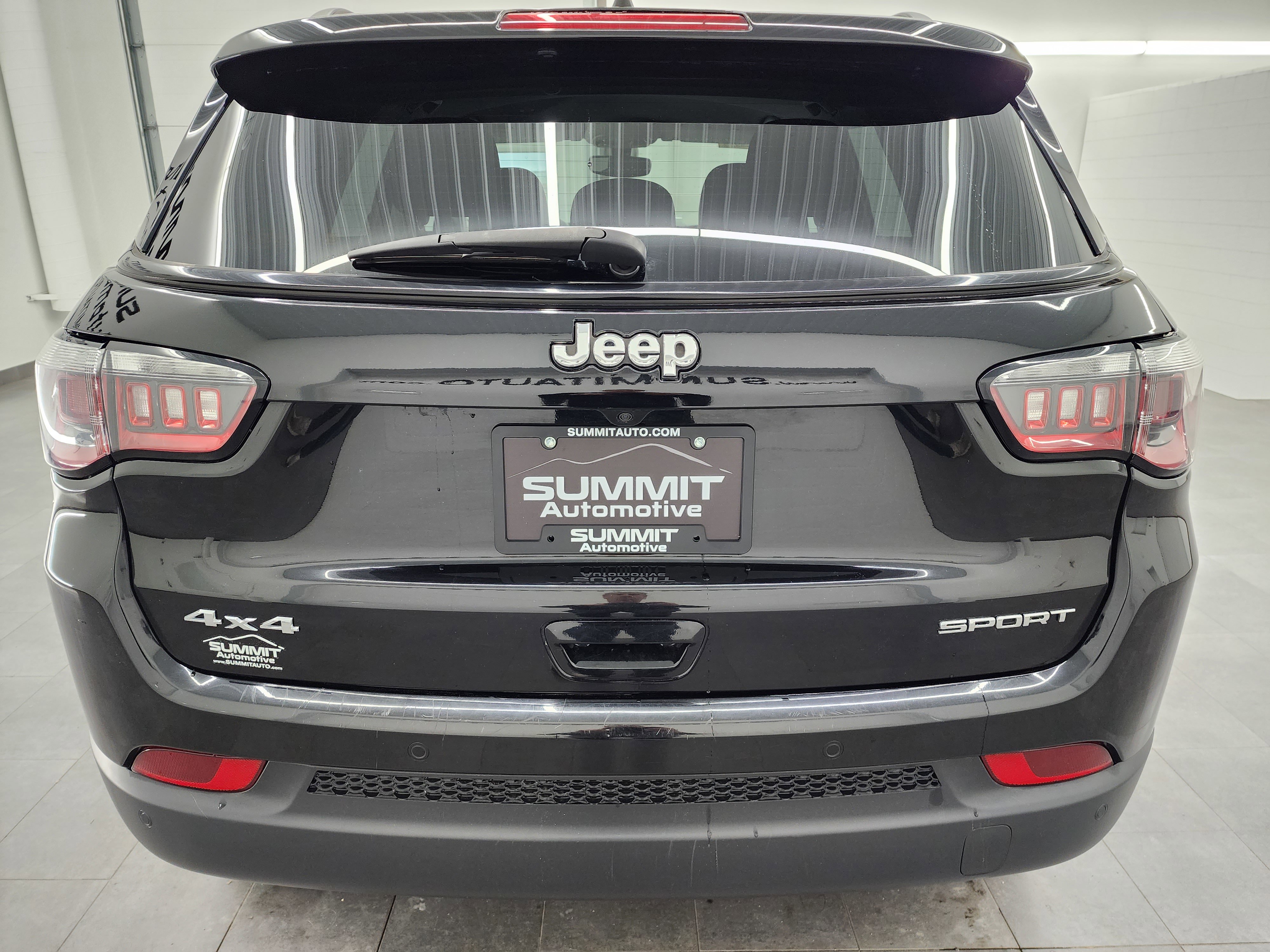 Used 2017 Jeep Compass Sport w/ Cold Weather Group image 28