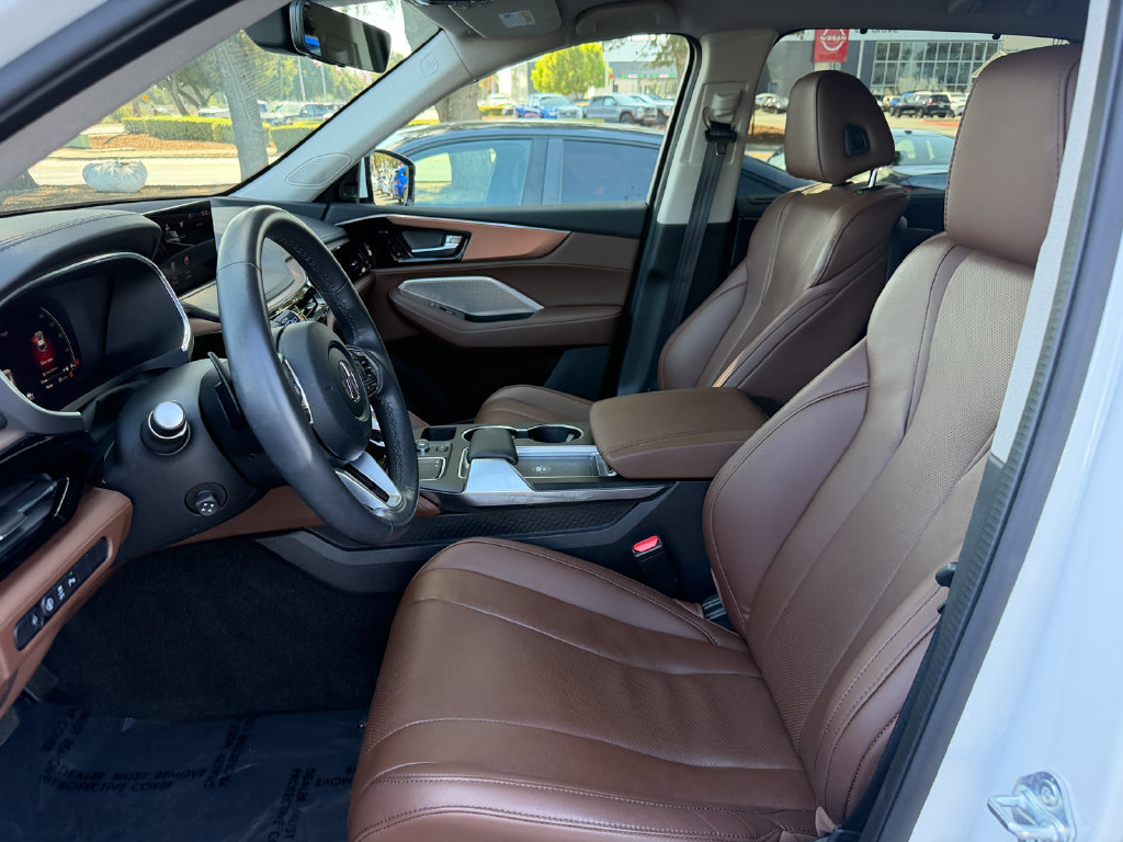 Certified 2023 Acura MDX w/ Technology Package AWD/4WD image 12