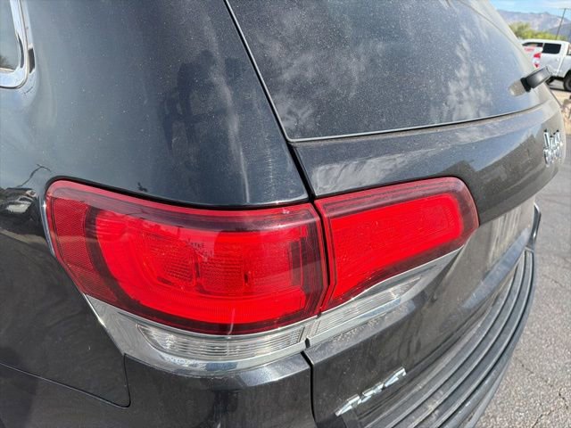 Used 2020 Jeep Grand Cherokee Laredo AWD/4WD image 27