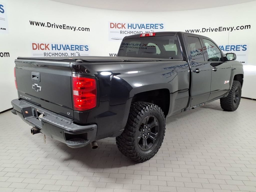 Used 2017 Chevrolet Silverado 1500 LT w/ Midnight Edition AWD/4WD image 4