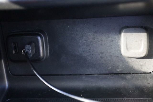 Used 2020 GMC Canyon 2WD Crew Cab w/ Convenience Package image 27