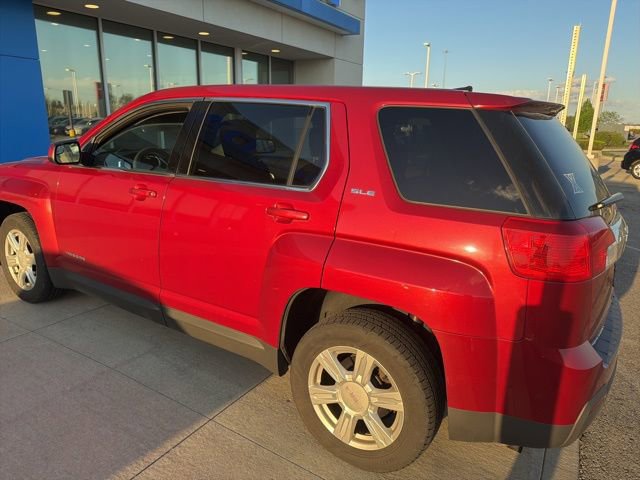 Used 2014 GMC Terrain SLE image 3