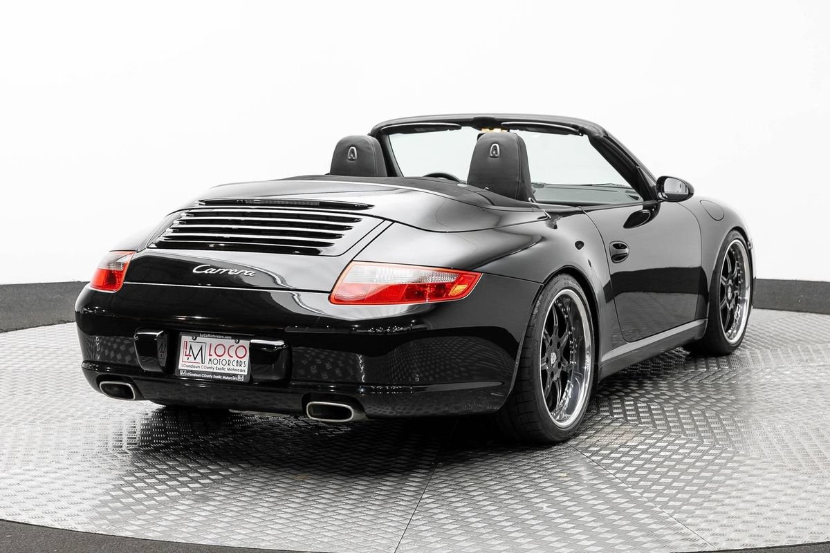 Used 2006 Porsche 911 Carrera RWD image 5