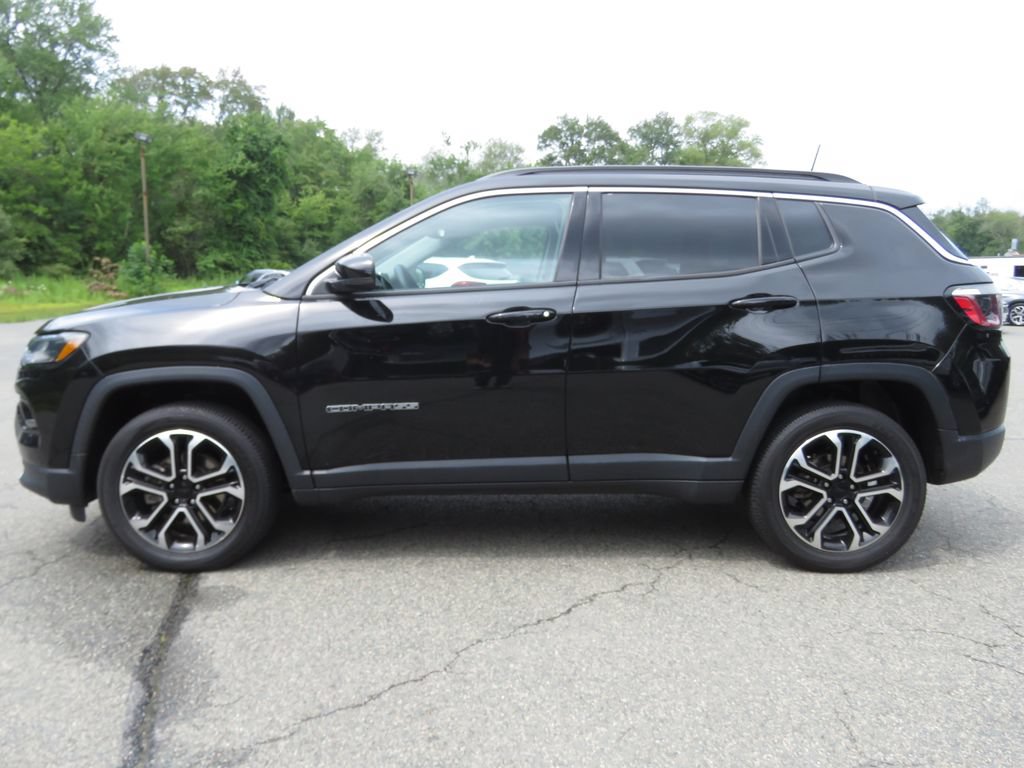 Used 2022 Jeep Compass Limited w/ Sun and Sound Group AWD/4WD image 8