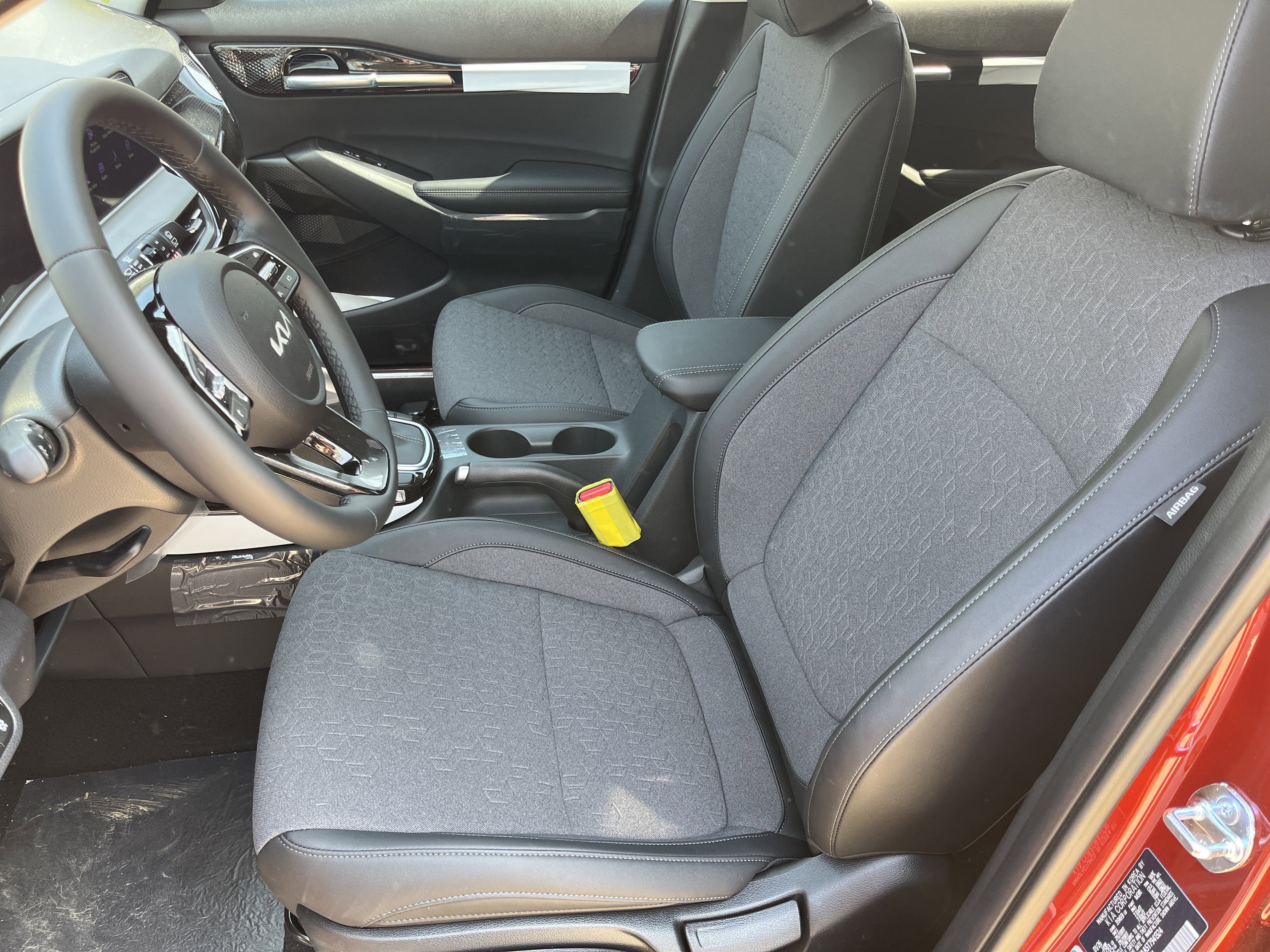New 2026 Kia Seltos S FWD image 17