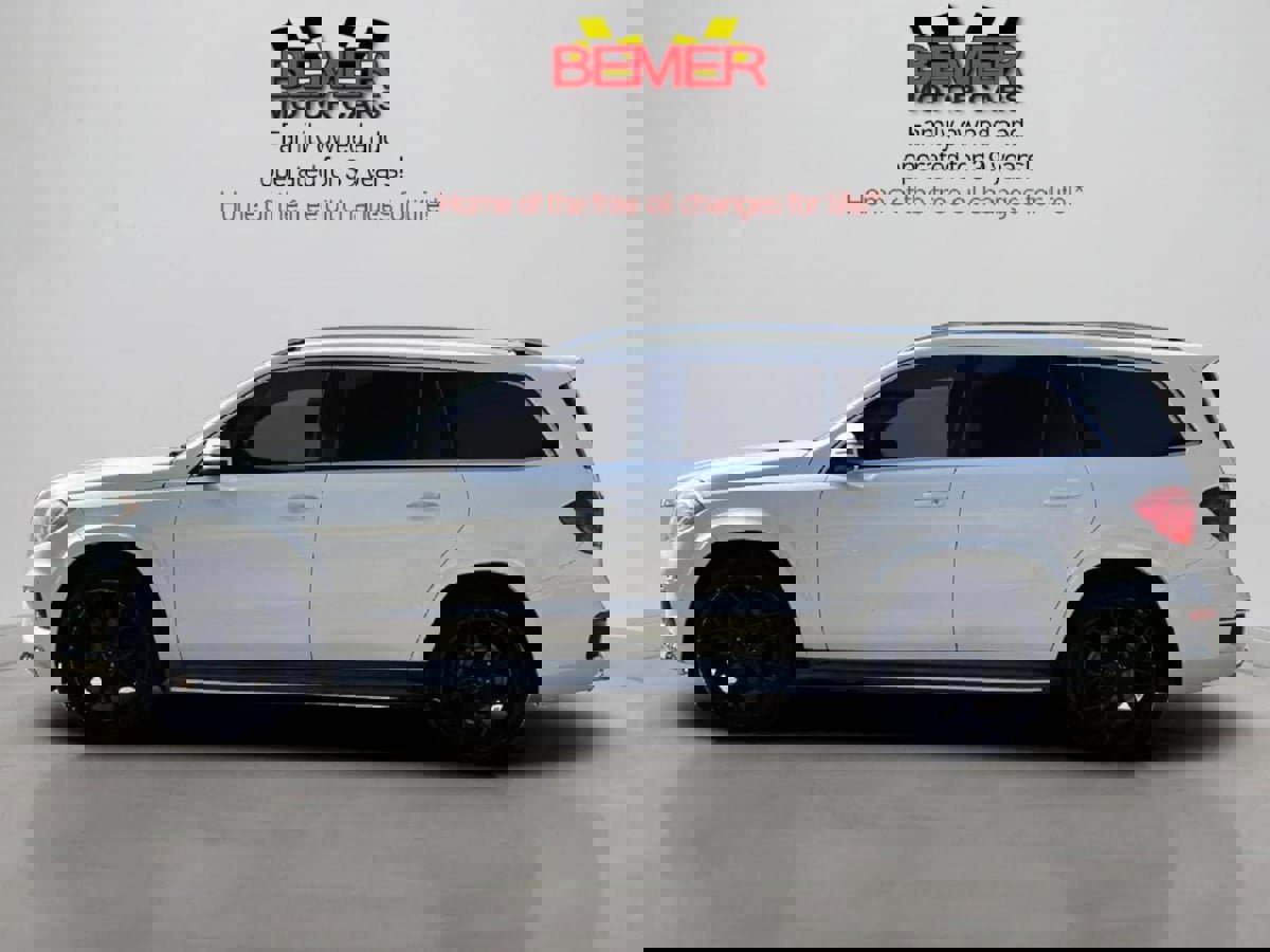 Used 2014 Mercedes-Benz GL 550 4MATIC image 2