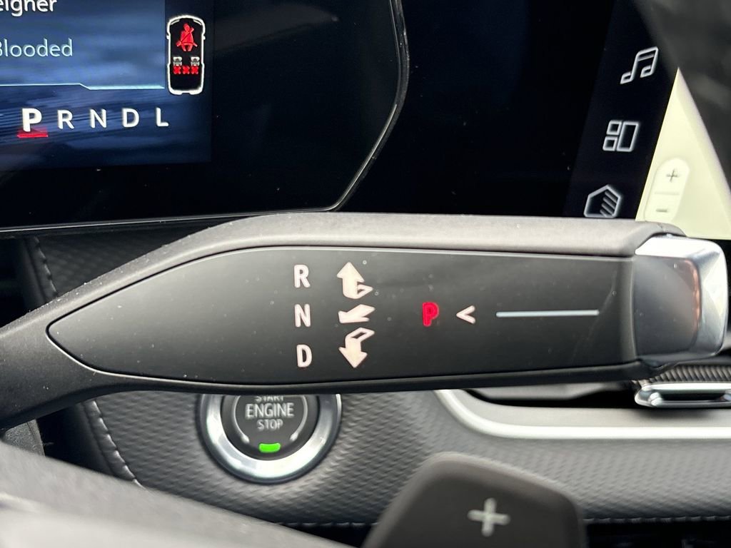 New 2026 Chevrolet Equinox LT w/ Convenience Package II image 17