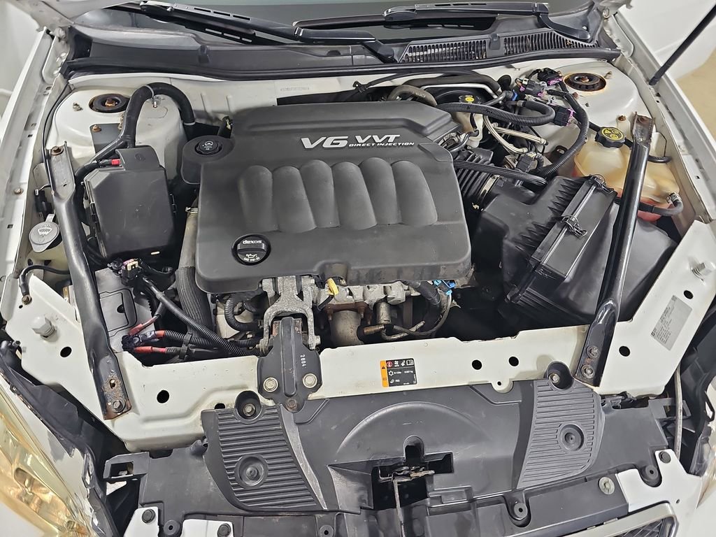 Used 2015 Chevrolet Impala LT w/ LT Sunroof Package image 34