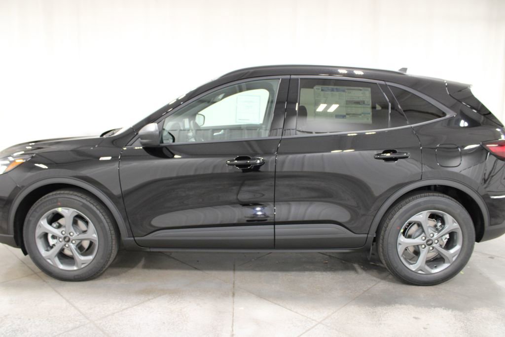 New 2026 Ford Escape ST-Line w/ Cold Weather Package image 5