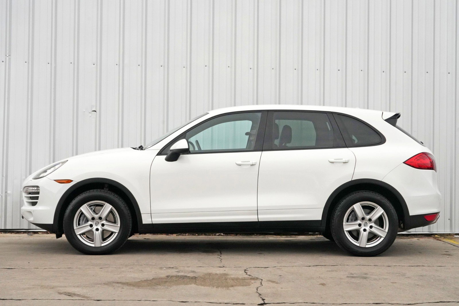 Used 2014 Porsche Cayenne AWD/4WD image 8