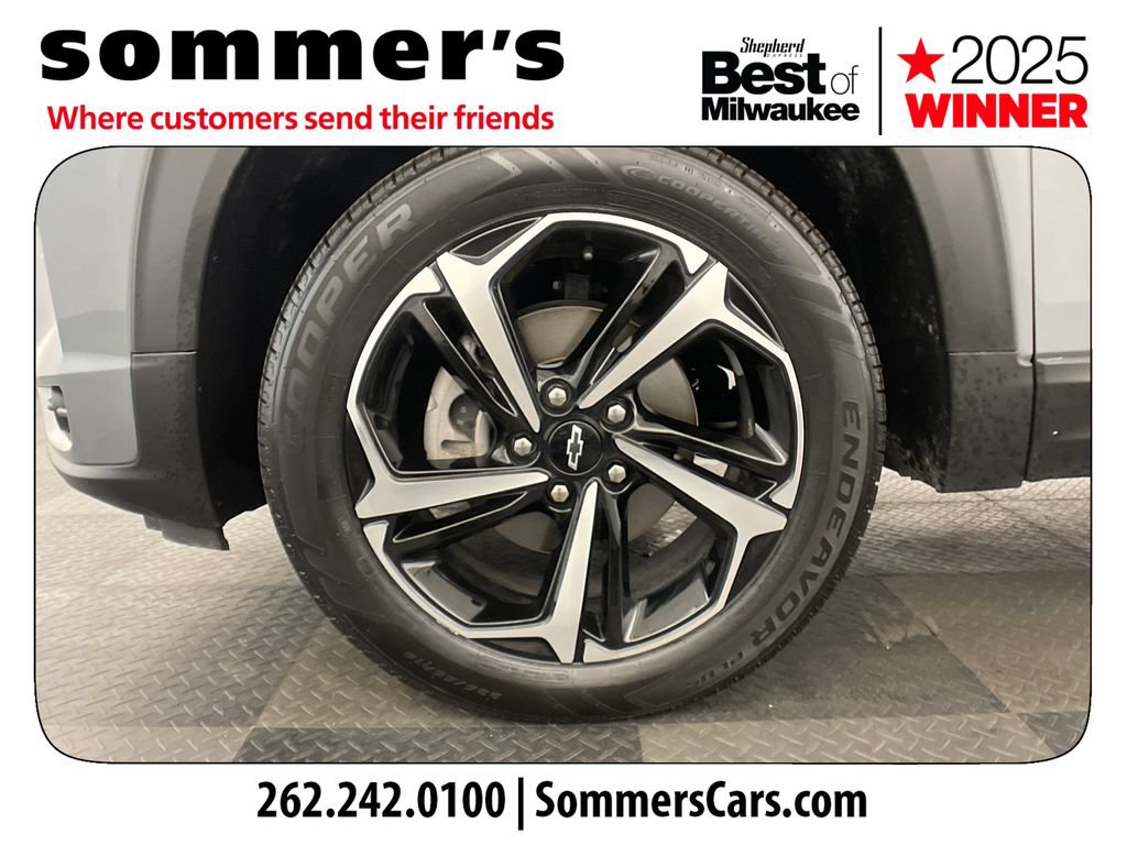 Used 2023 Chevrolet TrailBlazer RS AWD/4WD image 22