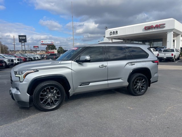 Used 2023 Toyota Sequoia Platinum image 1