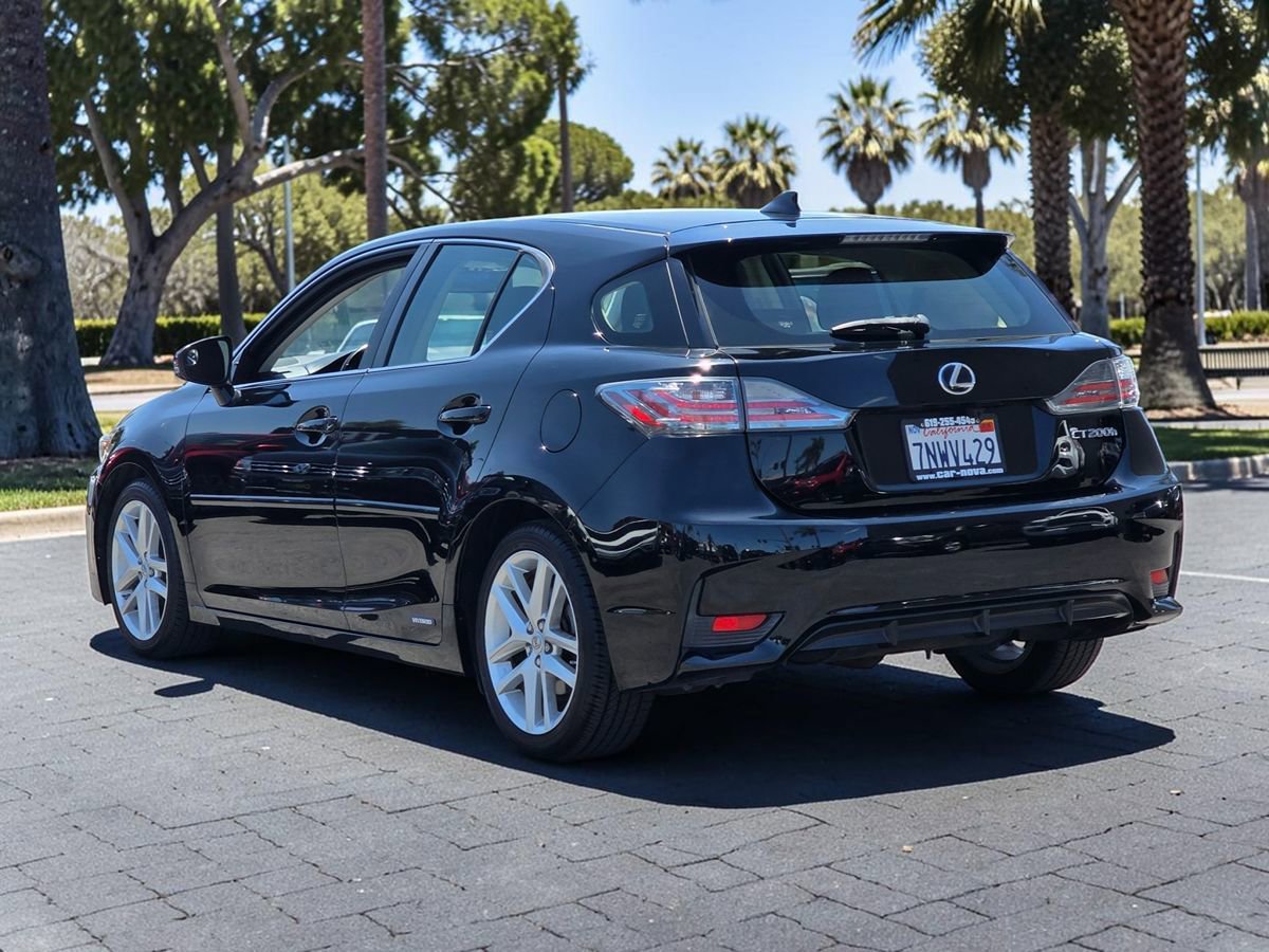Used 2015 Lexus CT 200h FWD image 5