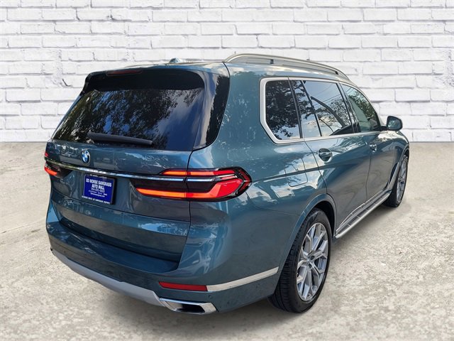 Used 2023 BMW X7 xDrive40i w/ Premium Package image 4