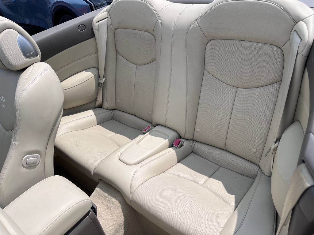 Used 2009 INFINITI G37 Convertible w/ Premium Pkg RWD image 20