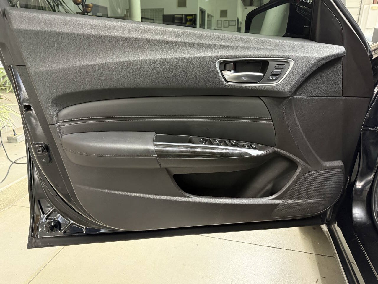 Used 2020 Acura TLX FWD image 10