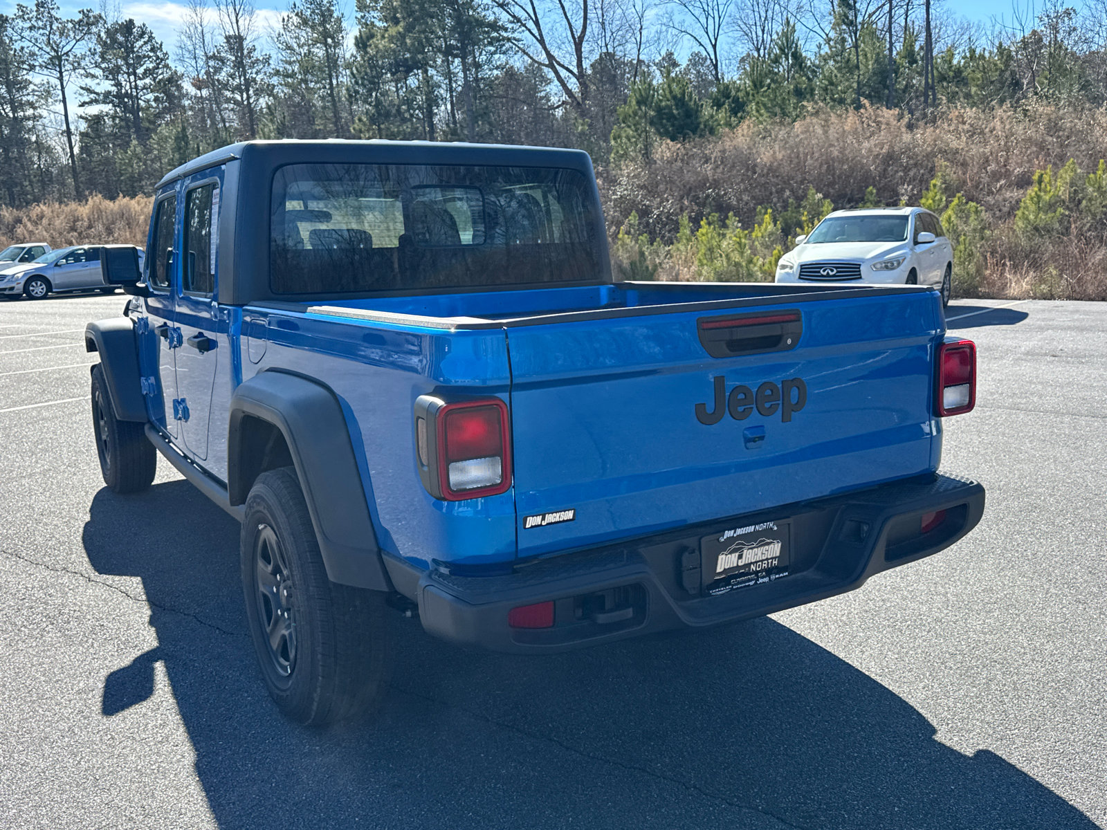 New 2026 Jeep Gladiator Sport AWD/4WD image 7